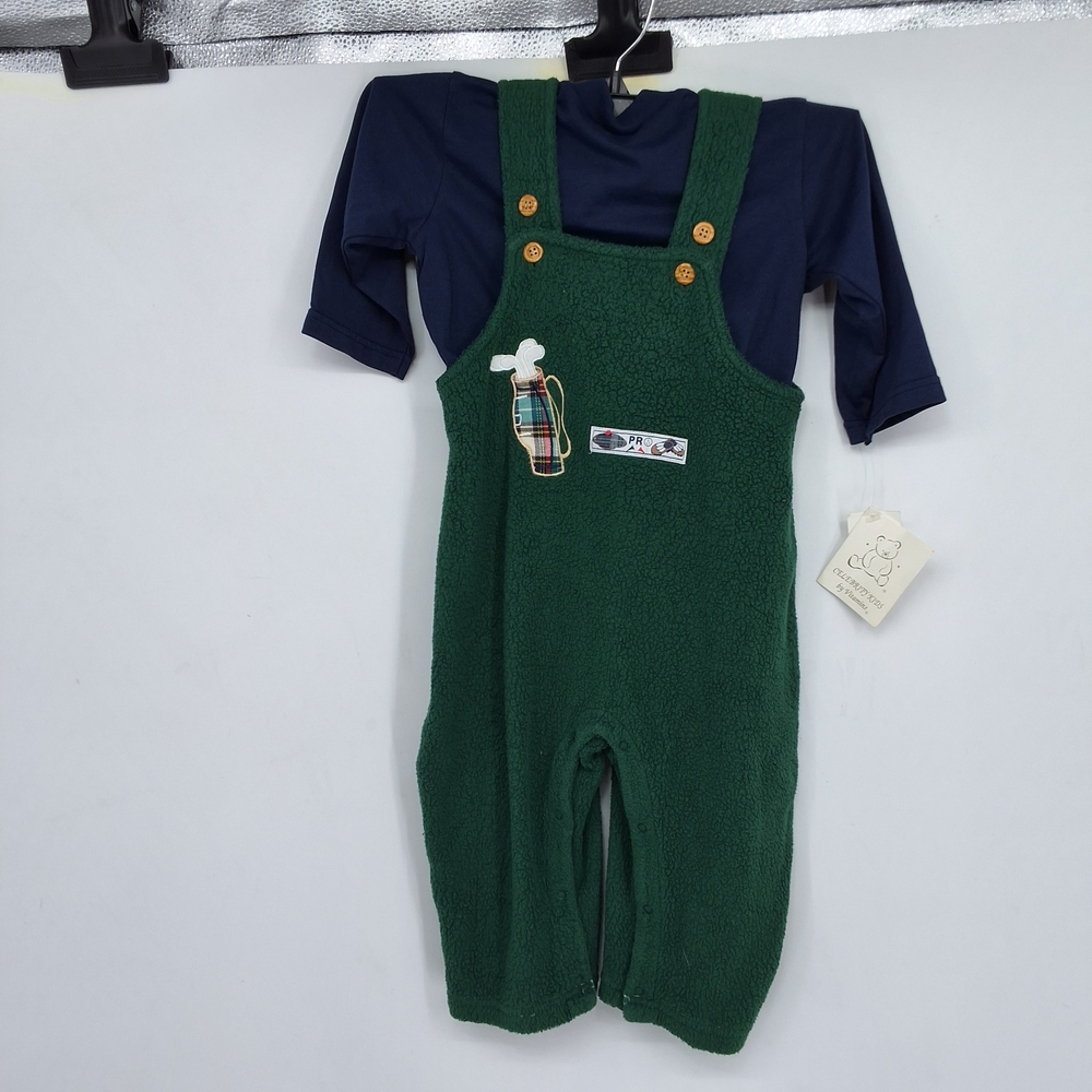 CELEBRITY KIDS 24M NWT Green and Navy Matching Set